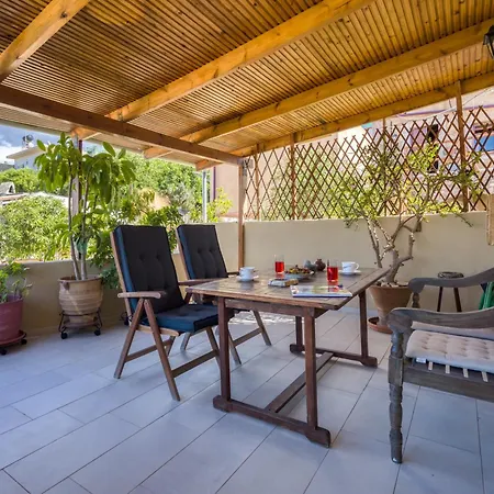 Holiday home Serenity View - Traditional Village